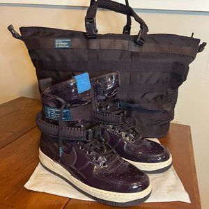 NIKE WMNS SF AF-1 - Size 7.5